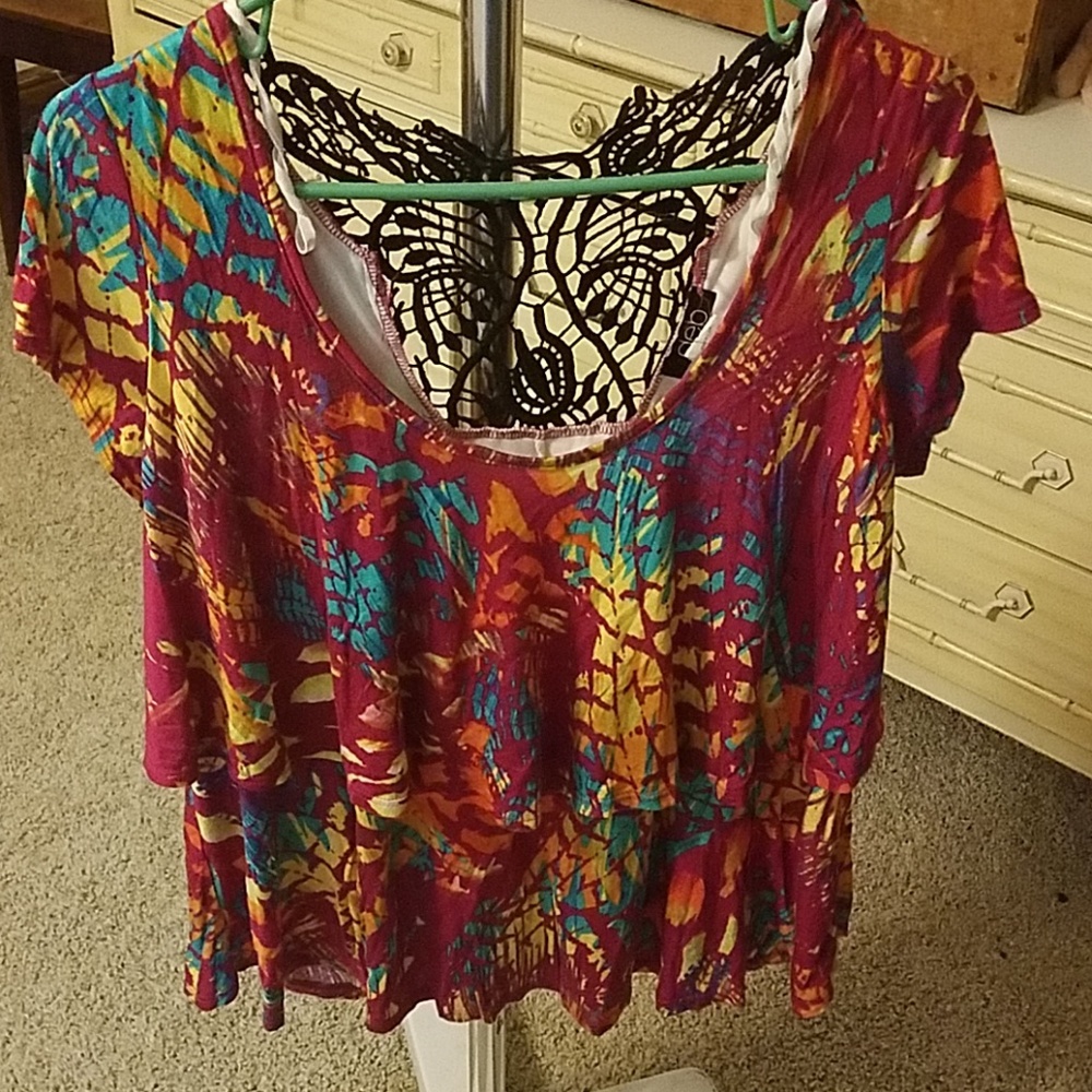 Multi-colored top